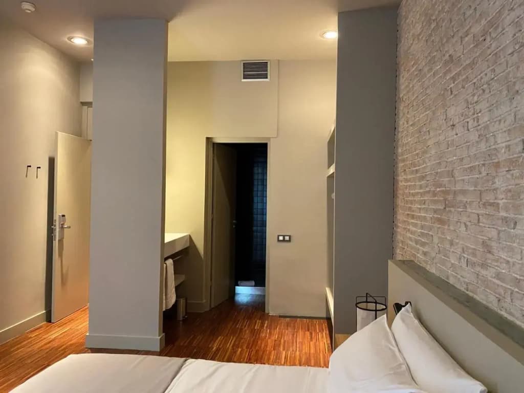 Pau Claris Apartment - photo 2