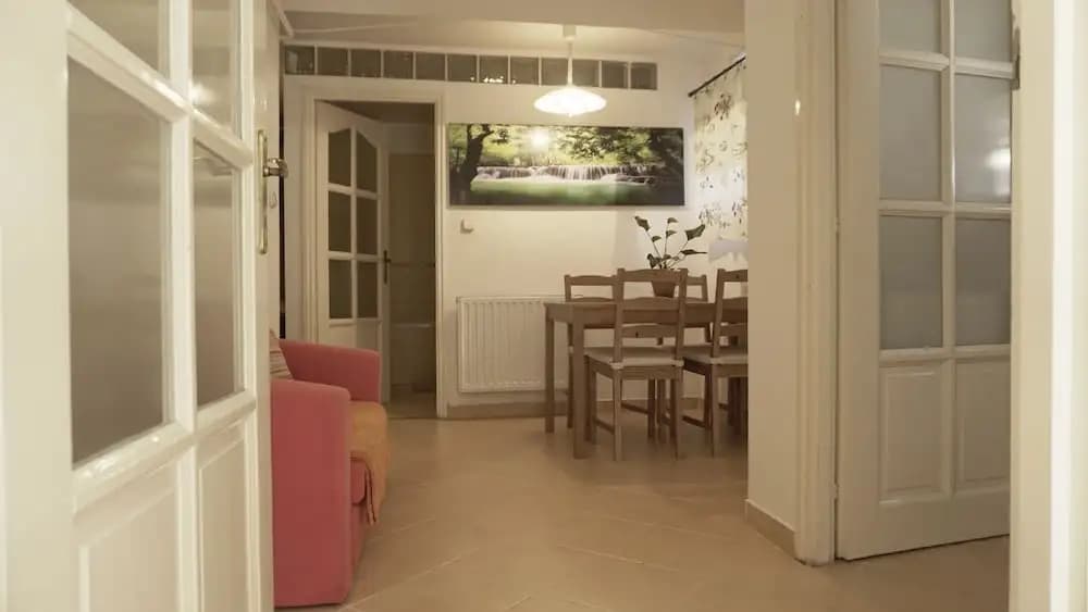Green Garden Hostel - photo 31