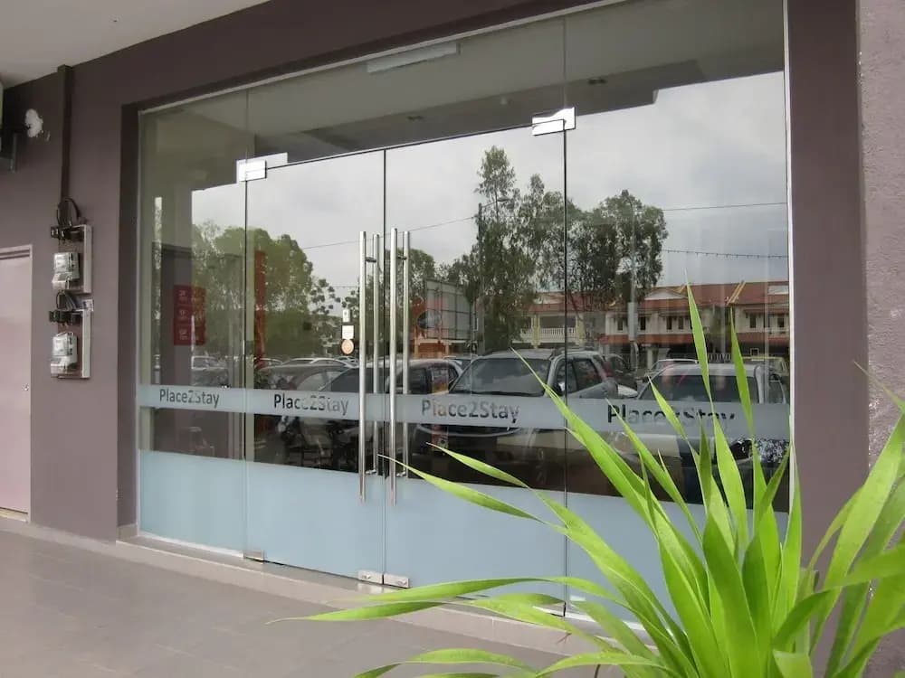 Place2Stay Hotel - main photo