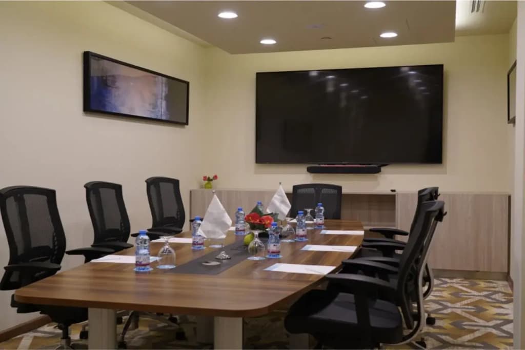 C - Hotel and Suites Doha - photo 10