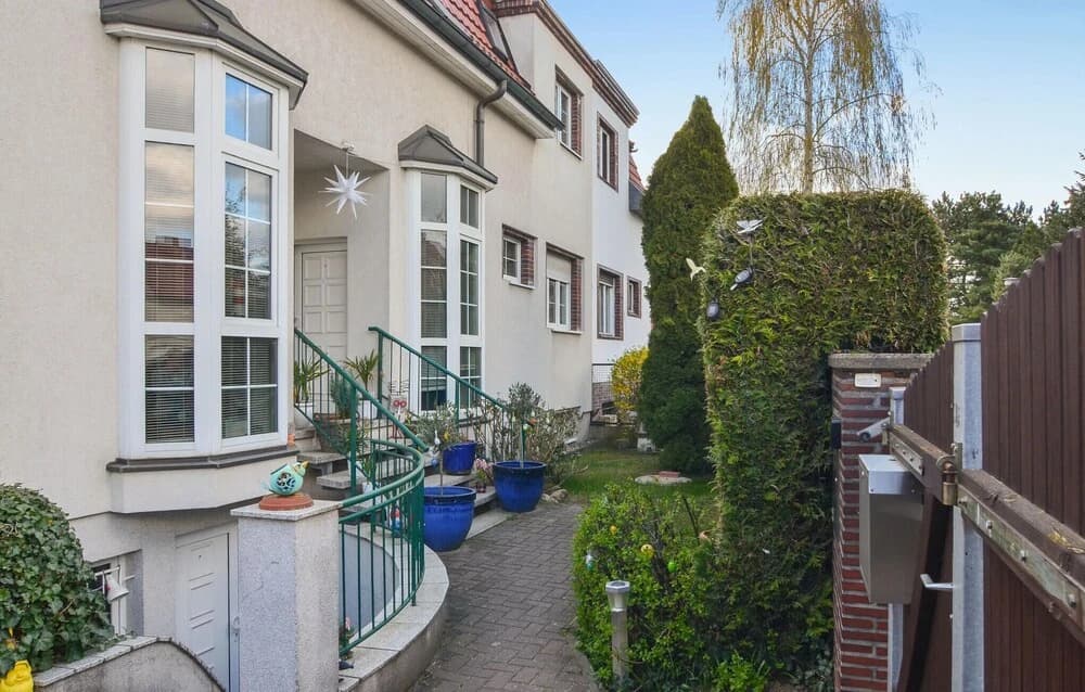 Beautiful Home in Berlin With 2 Bedrooms and Internet - photo 12
