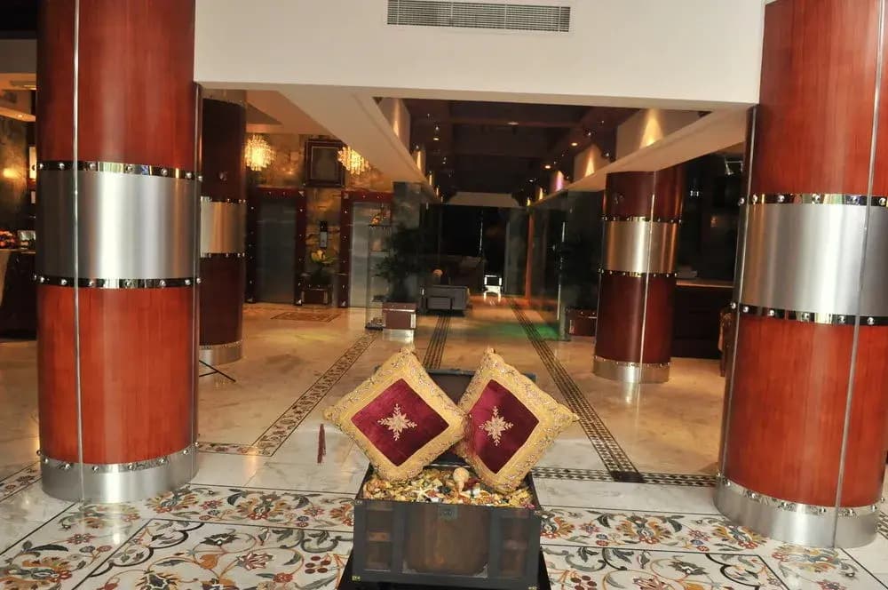 Johny International Hotel - photo 9