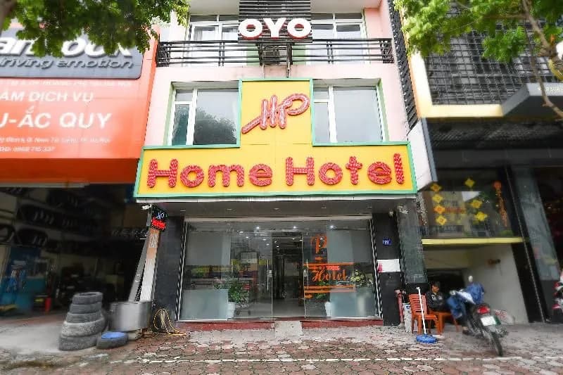 OYO 241 Hp Home Hotel - photo 1