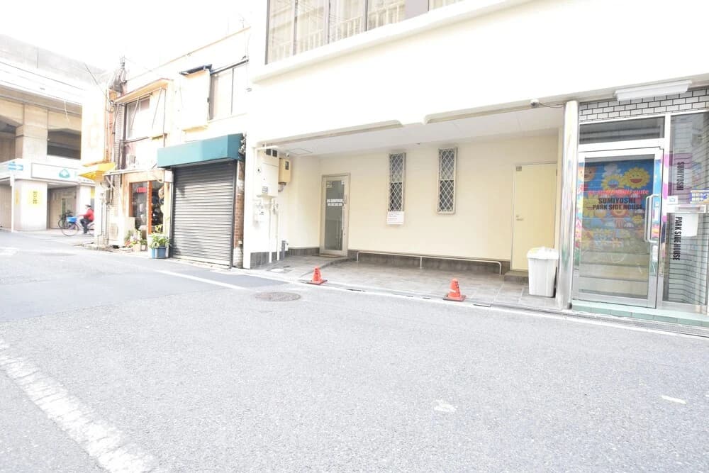 RS-Sumiyoshi Apartment - photo 9