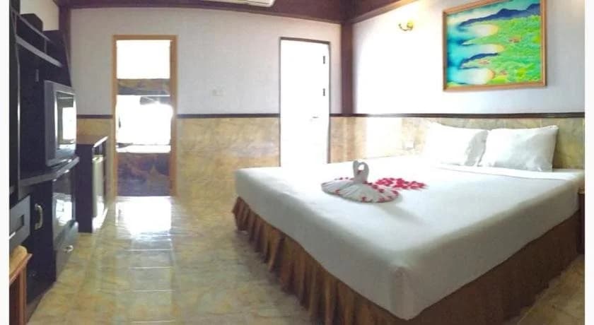 Kata Palace Phuket Hotel - photo 2