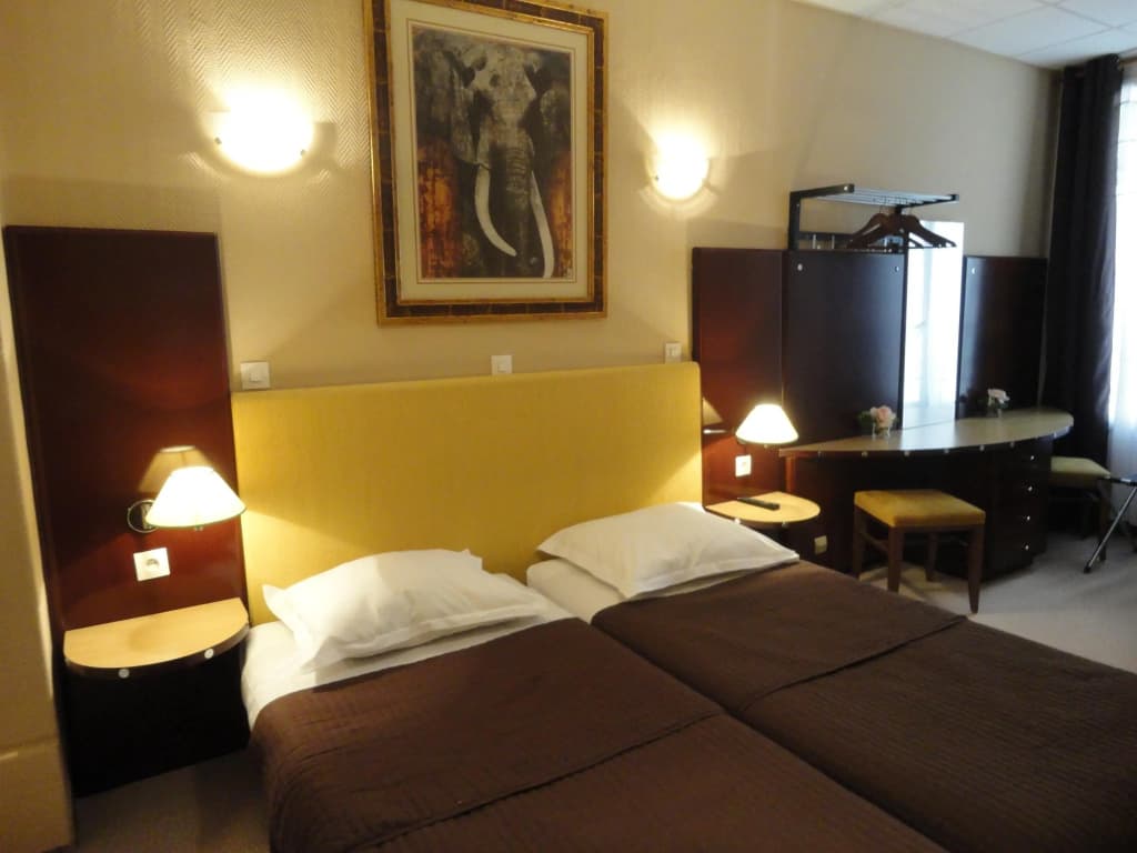 Hotel Clauzel - photo 15