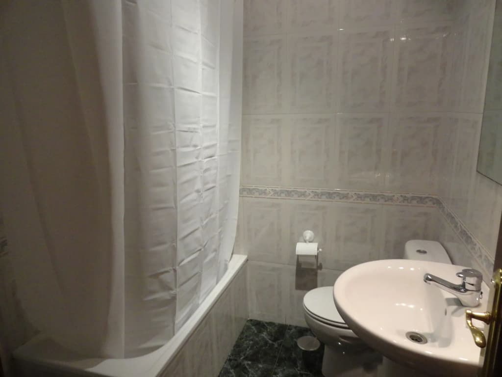 Hostal Alistana - photo 7
