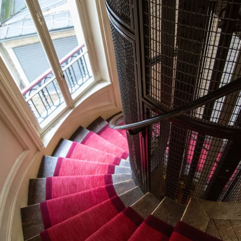 Secret Villiers I Stylish 2 Bed Apt in Villiers - photo 13