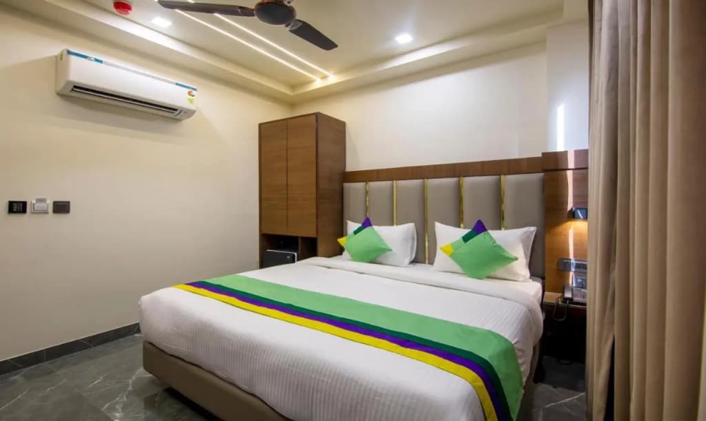 Treebo Royal Comfort - photo 4