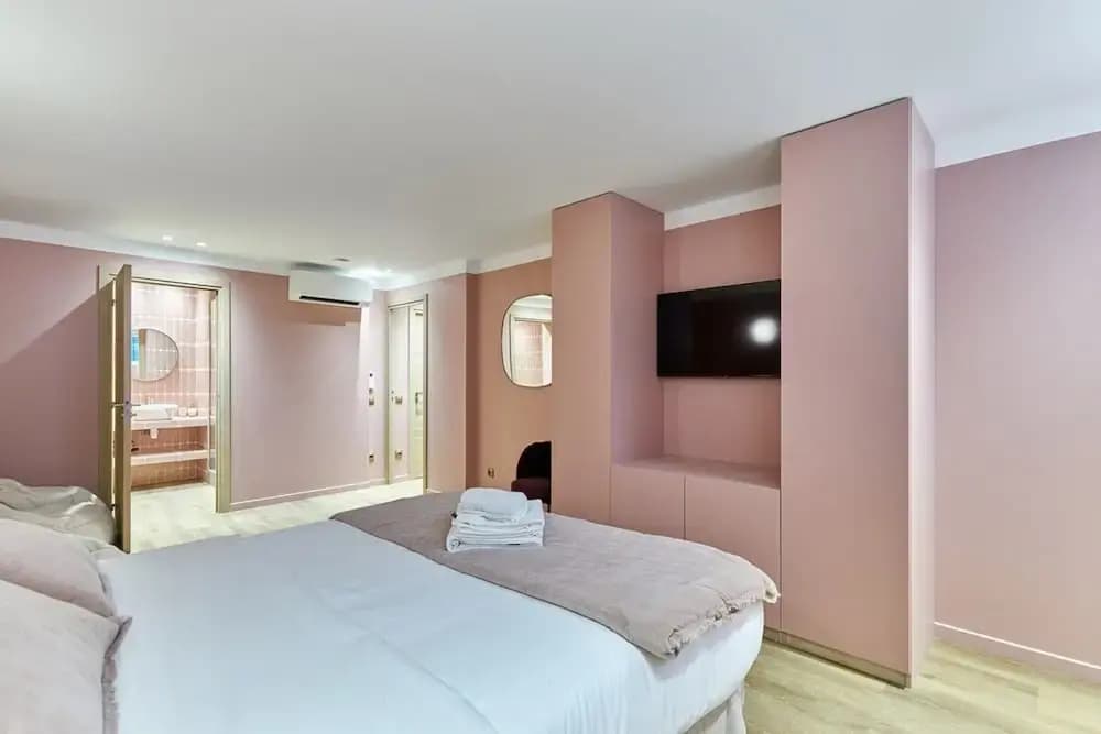 Superb AC Apartment Center of Paris - photo 1