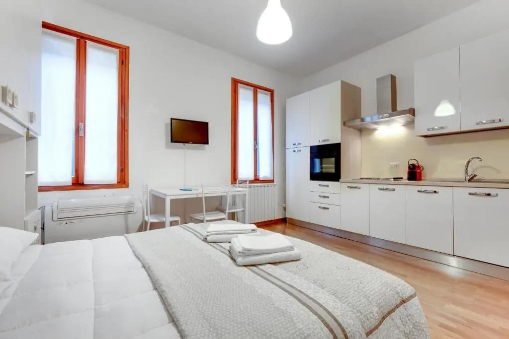 Sweet Home - photo 3