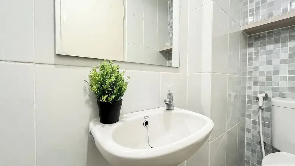 Good And Homey Studio Apartment At Tokyo Riverside Pik 2 - photo 4