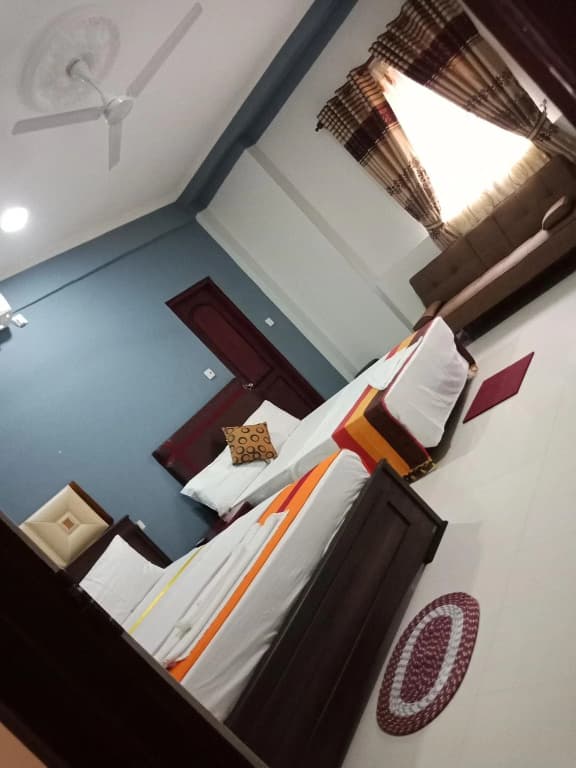 Global City Hotel - photo 5