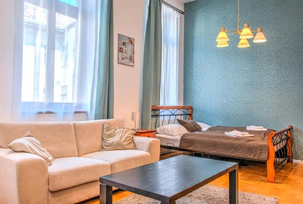 Central Capital Apartments - photo 2