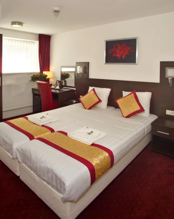 Hotel Allure - photo 28