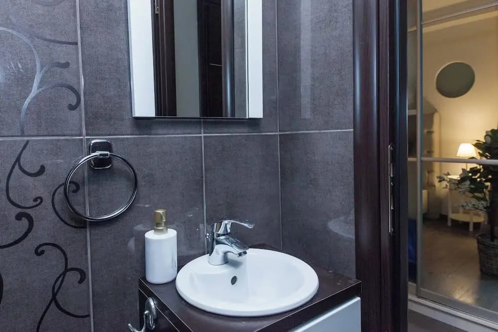 Luxurious 3 Bd Modern Apt in Dafni - photo 34
