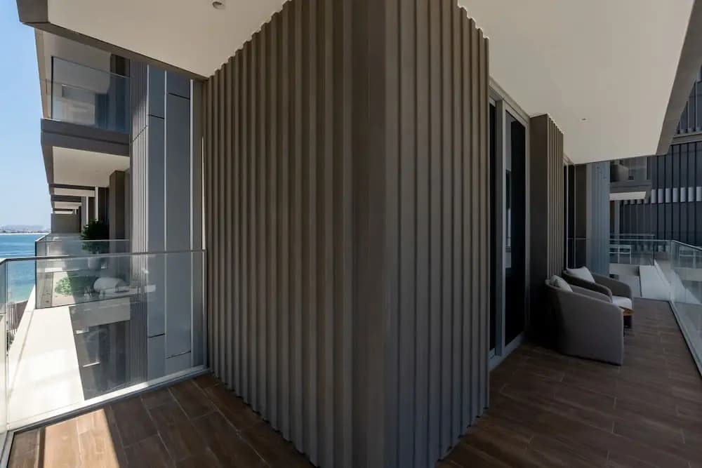 Chic 1BR in Emaar Beachfront - photo 9