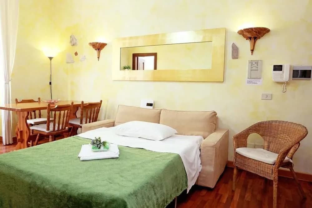 Hotel 77 - photo 35