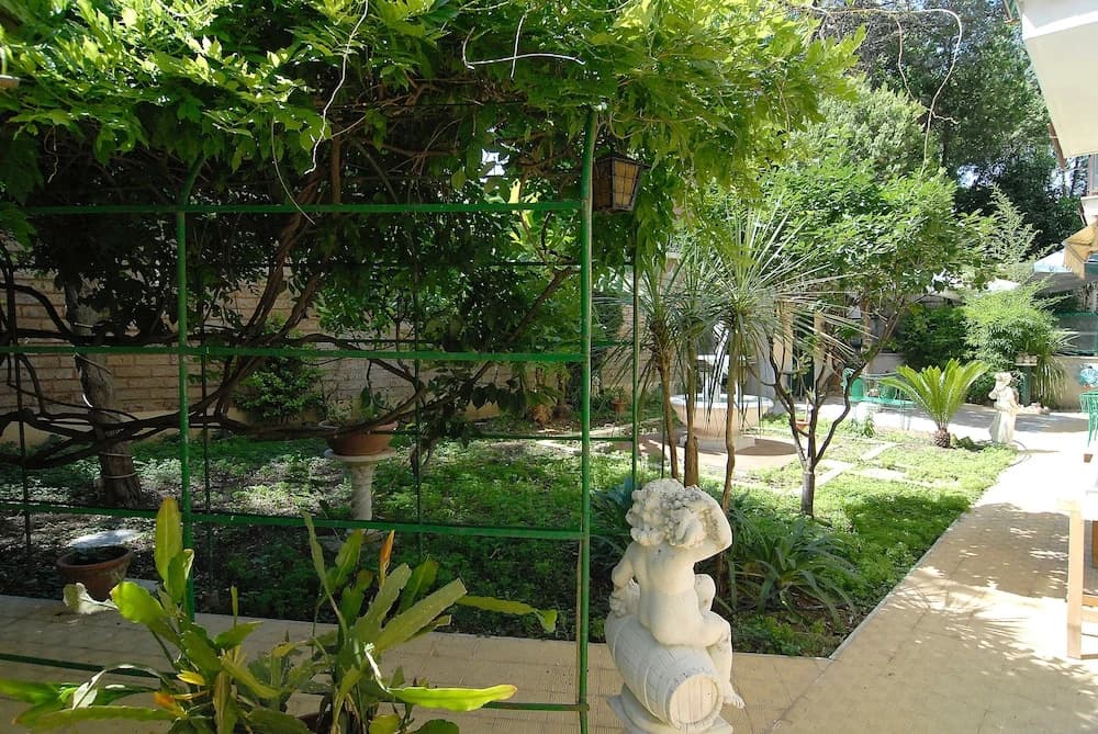 Tiburtina Bed And Breakfast 2.0 - photo 43