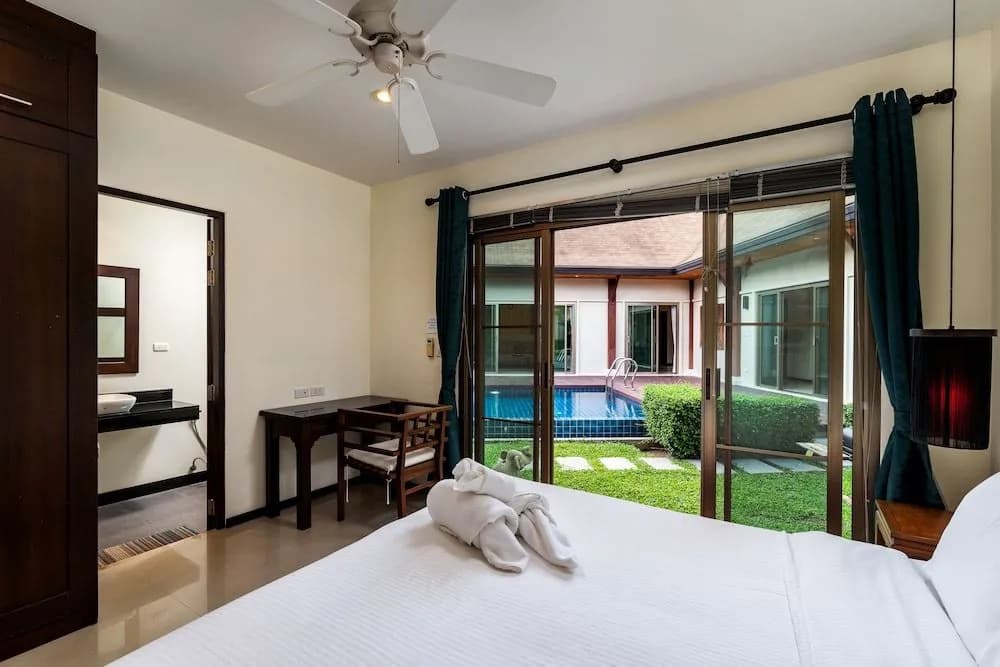Emerald Pool Villa - photo 3