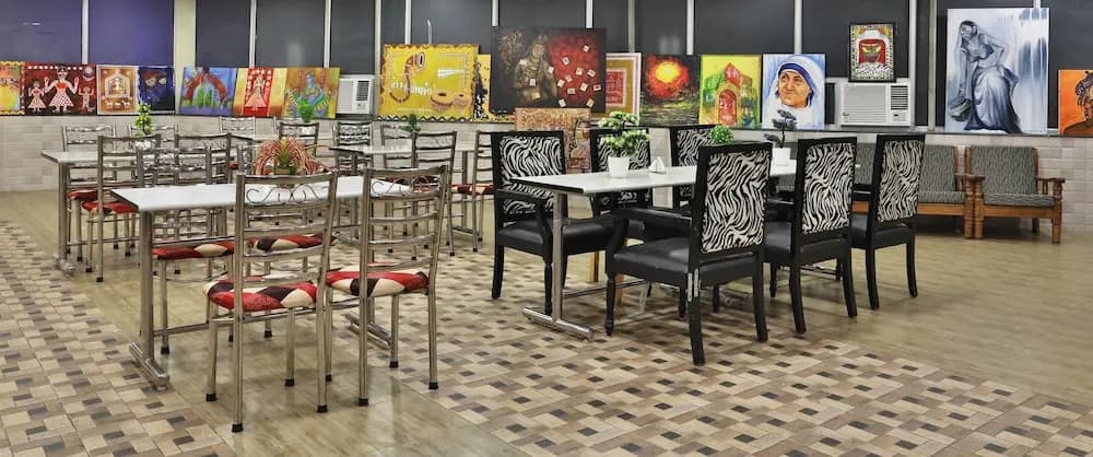 Hotel KNK International - photo 20
