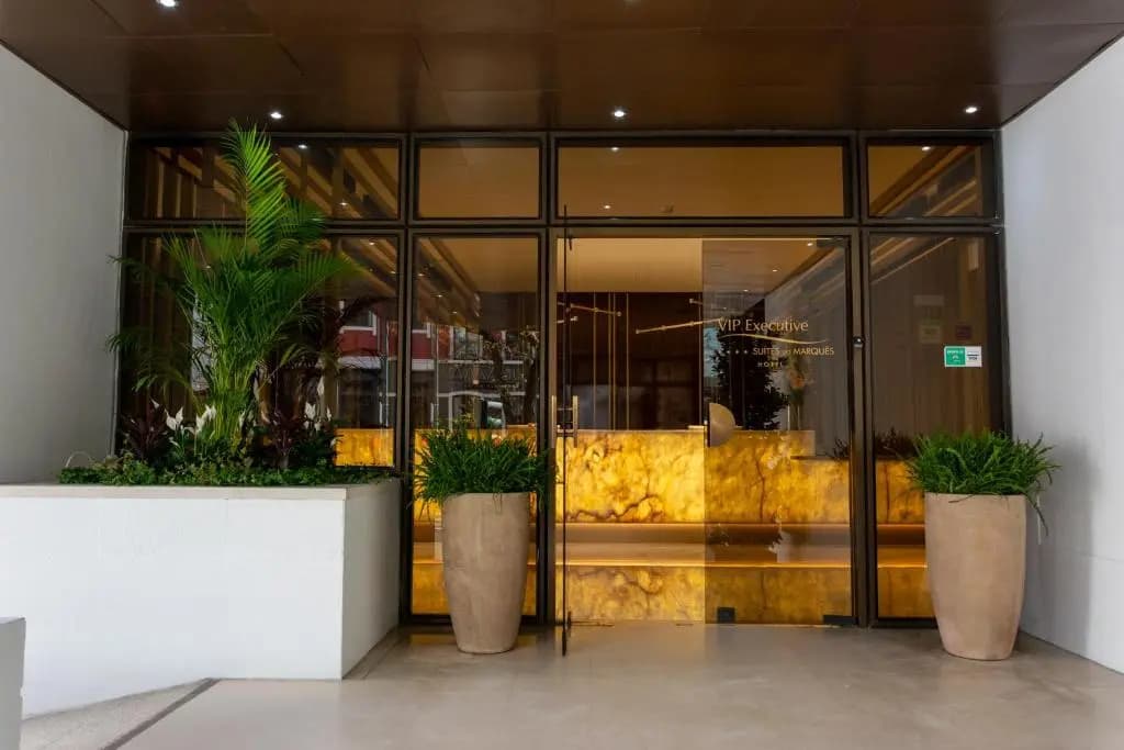 VIP Executive Suites do Marques Hotel - photo 32