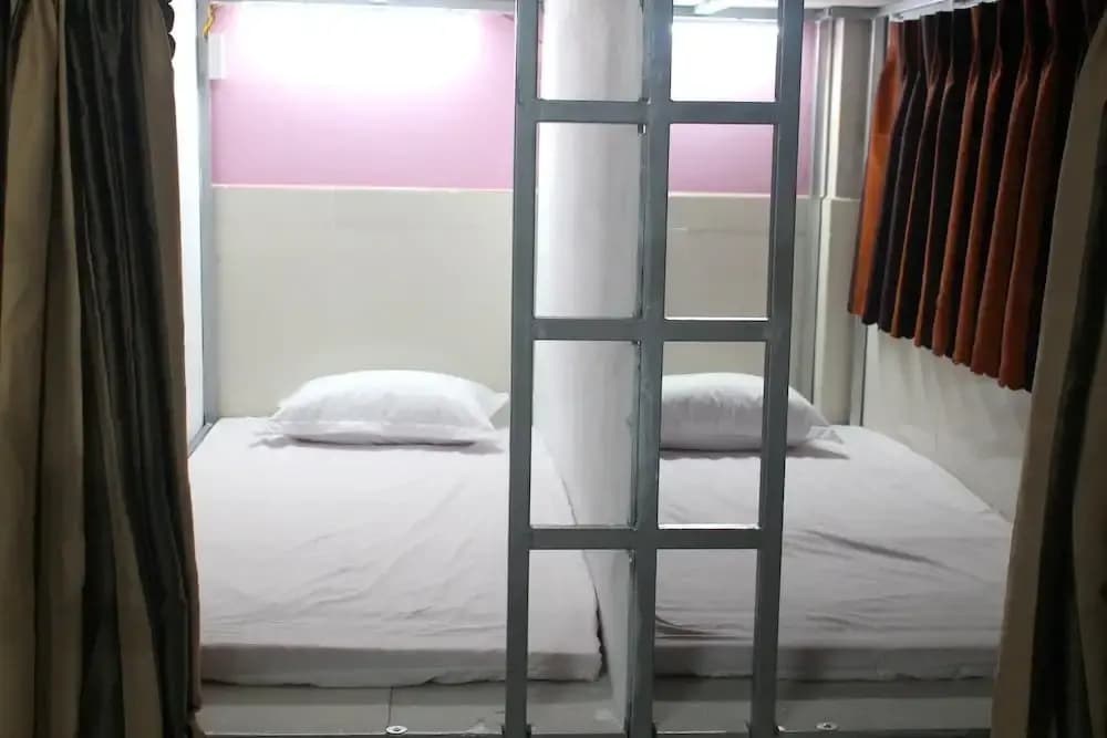 Aloha Saigon - Hostel - Adults Only - photo 3
