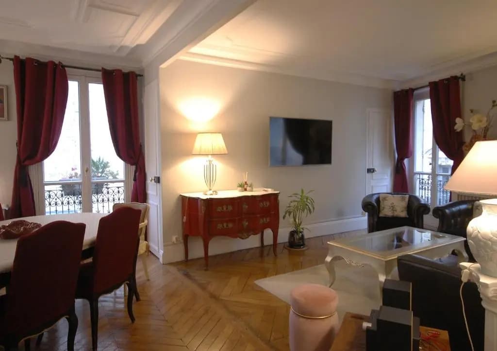 Two-Bedroom Apartment Champs-Elysées - photo 3