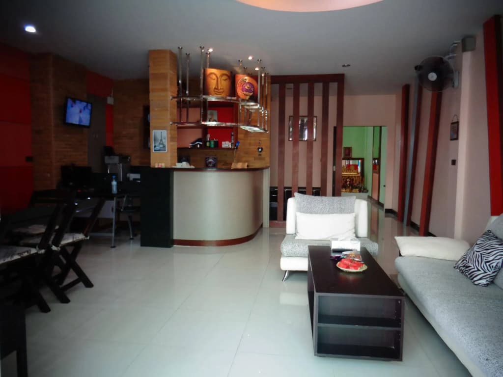 BGW Phuket - Hostel - photo 2