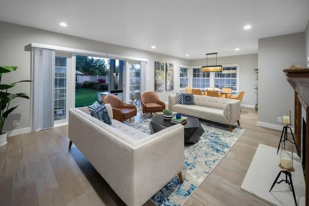 Hidden Valley Pl - 90210 Villa With Canyon Views and a Large Private Backyard - photo 4
