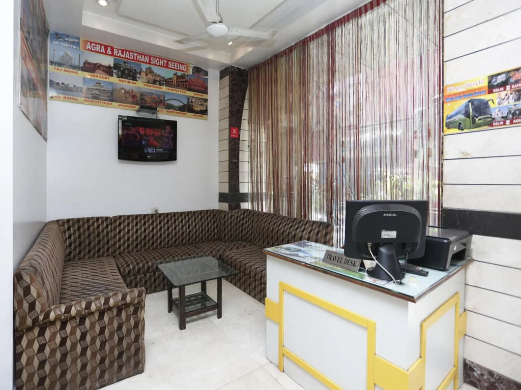 OYO 1660 Hotel Topaz - photo 2