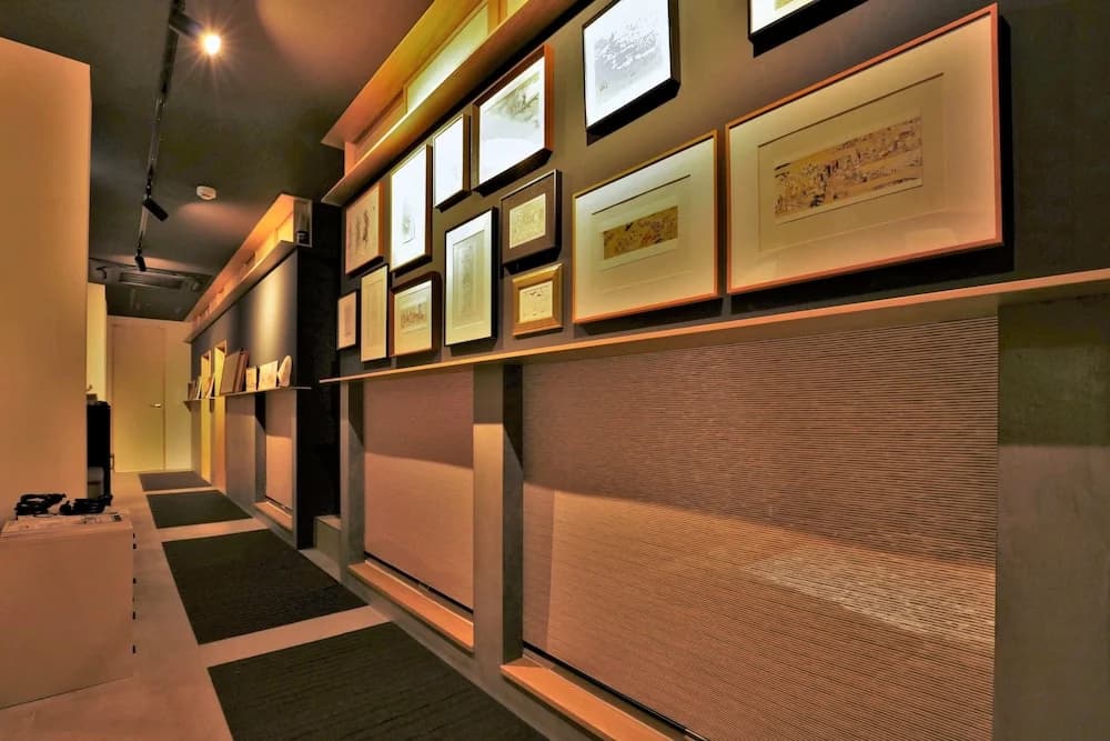 Aet Hotel - photo 2