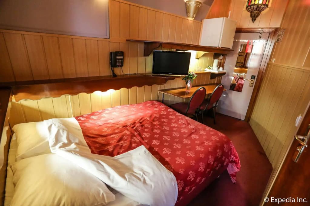 Nadia Hotel - photo 5
