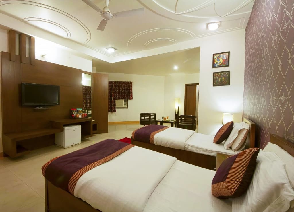 Hotel Delhi 37 - photo 6