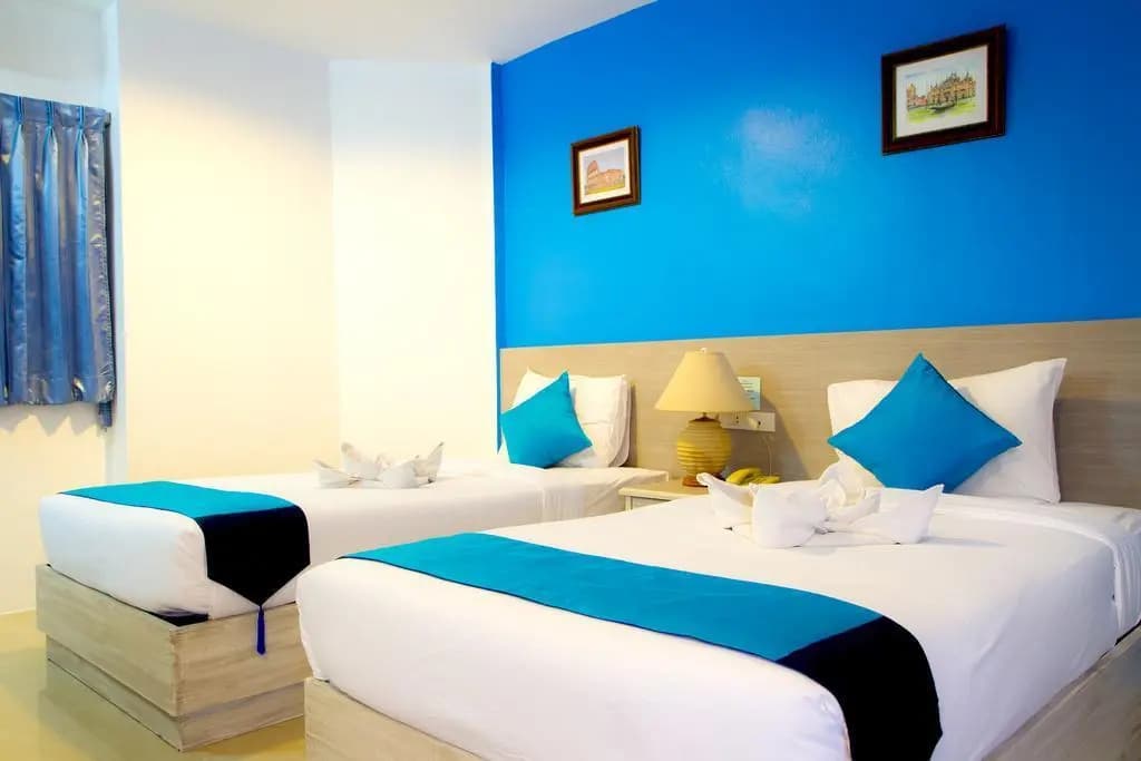 Twin Hotel - photo 7