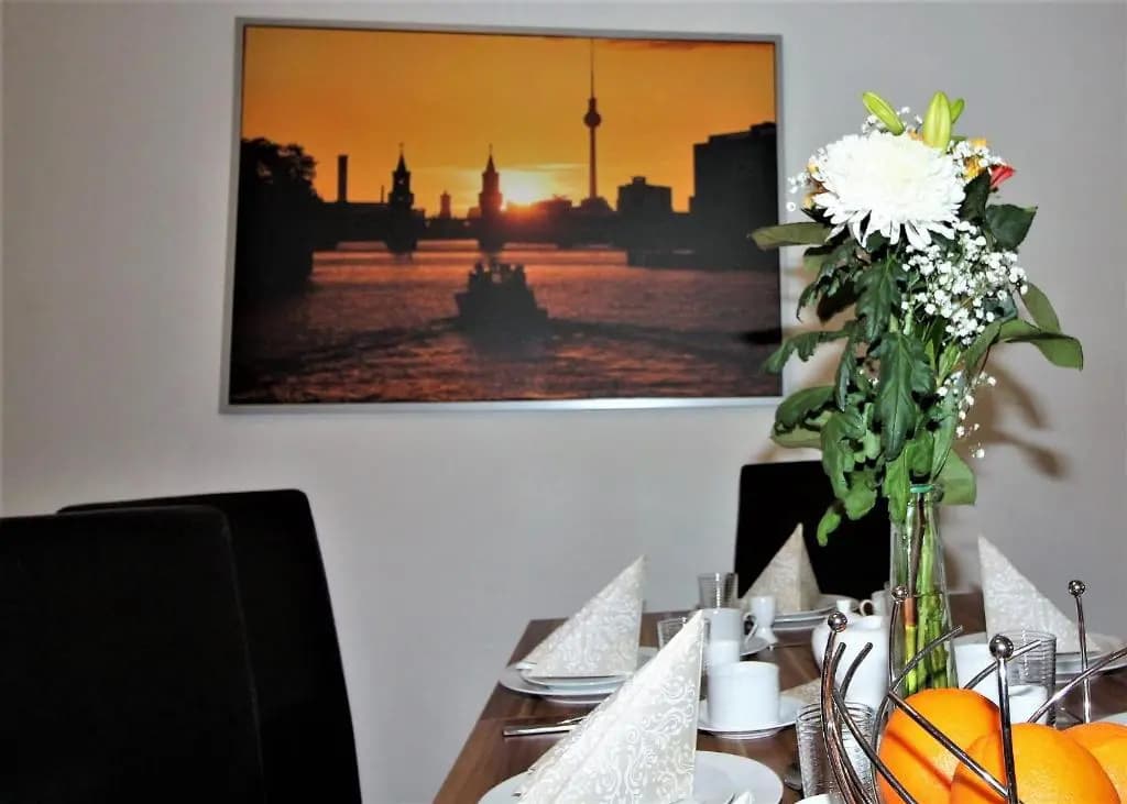 Apartments Tempelhof - photo 2