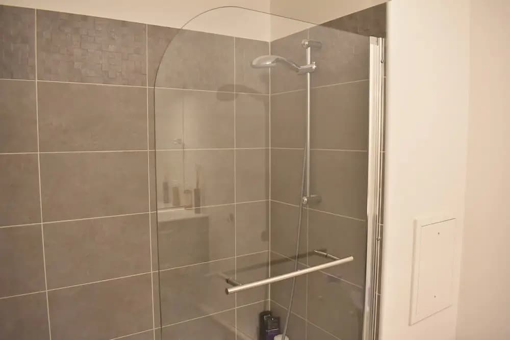 Charming Apartment in Gambetta, Ménilmontant - photo 11