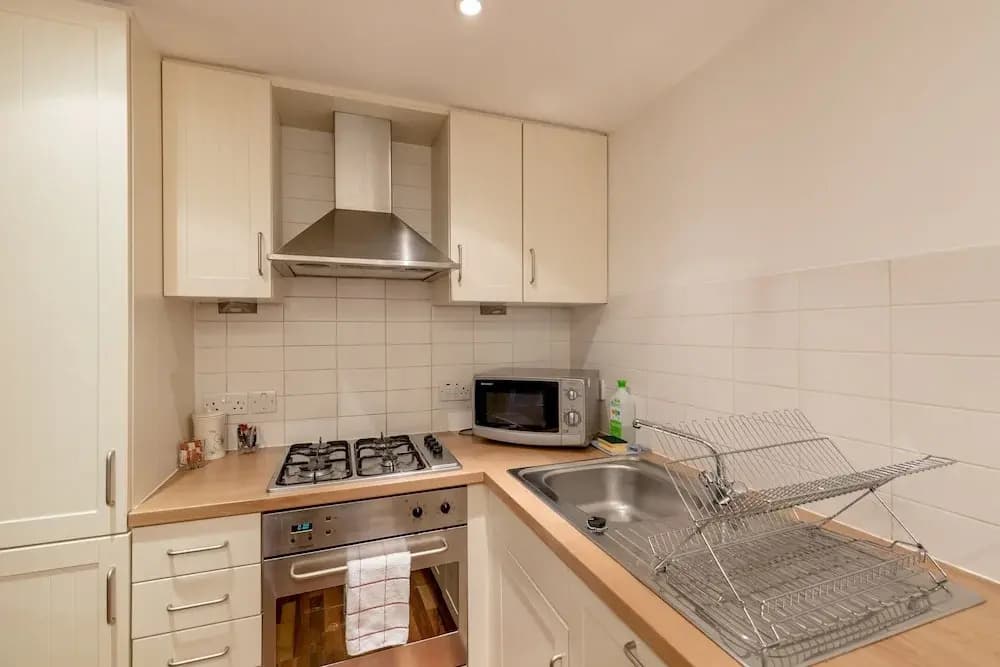 Silver Lining - Grassmarket Apartments - photo 12