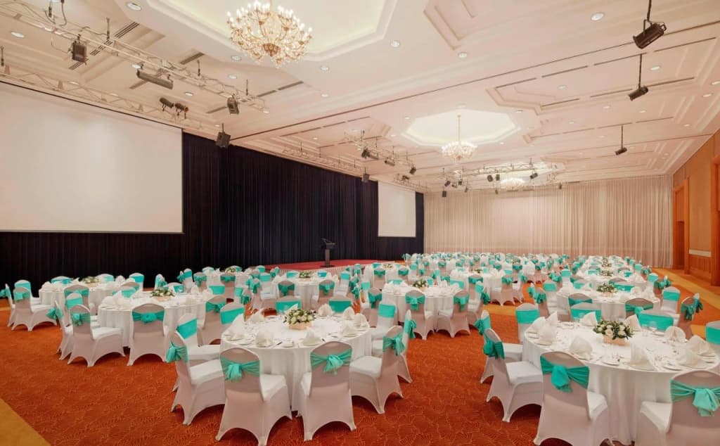 Sheraton Hanoi Hotel - photo 20