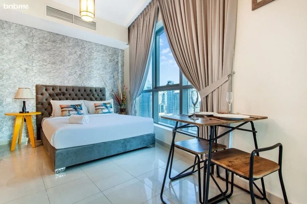 Trendy Studio in the of the Marina Bnbme Homes - photo 1
