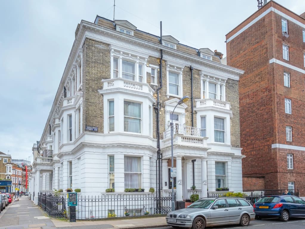 Castletown House Apartments - main photo