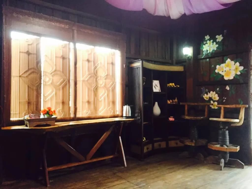 Wooden Hostel - photo 9