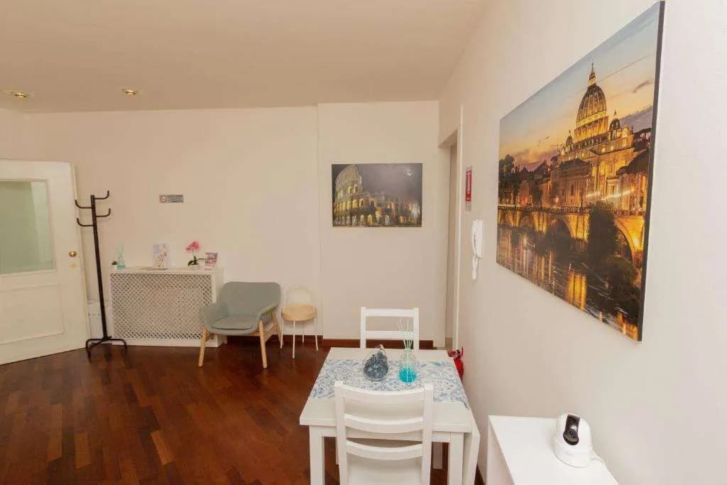 Aurelio Deluxe Rooms - photo 14