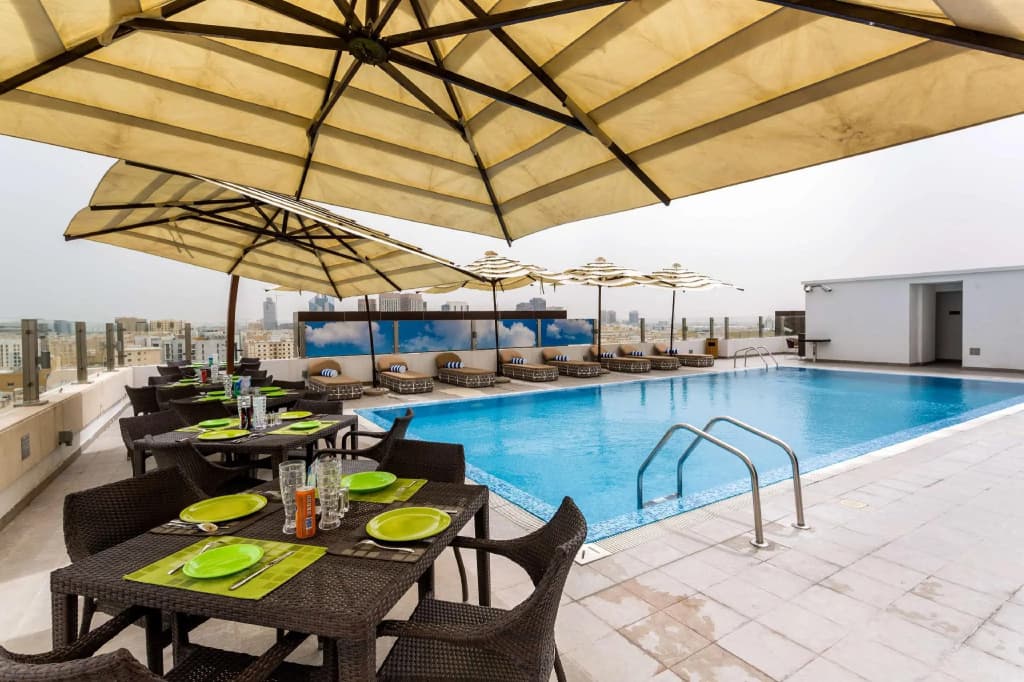 The Avenue Hotel - photo 15