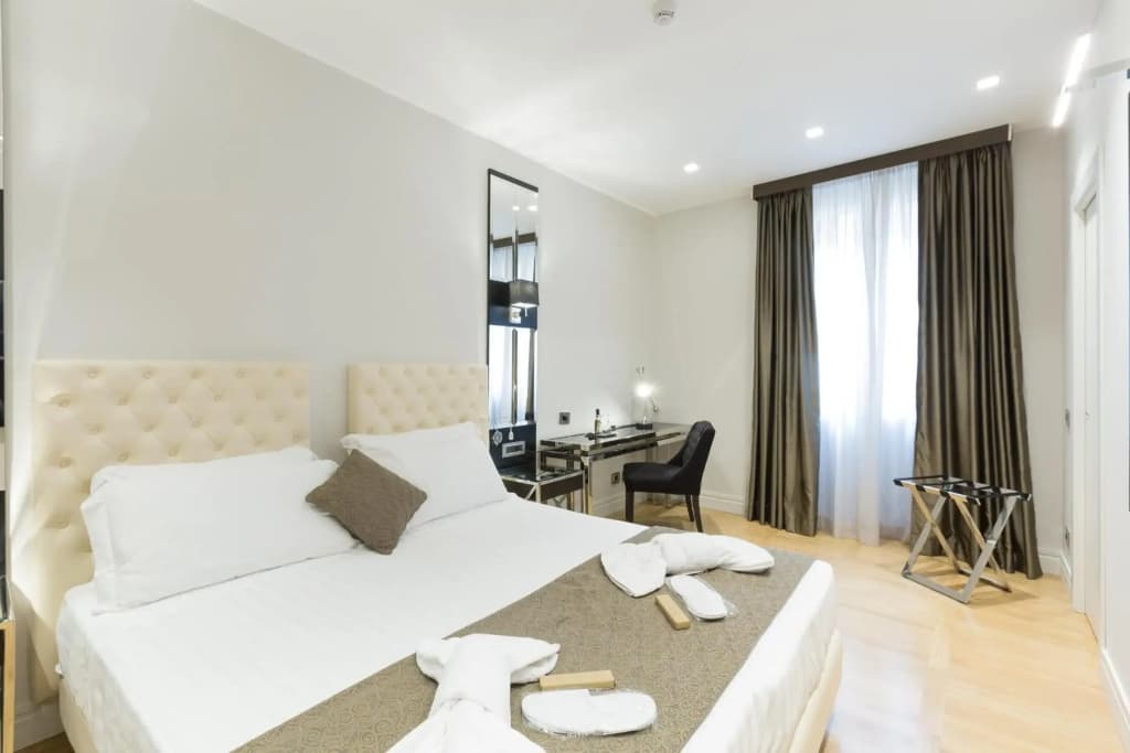 Floris Hotel - photo 7