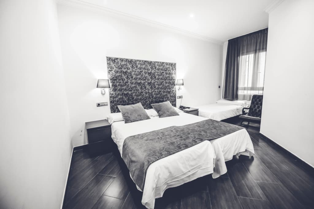 Hostal Sol Los Angeles - photo 4