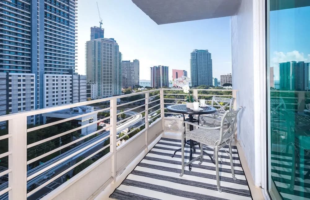 Brickell Luxe Rentals - photo 7