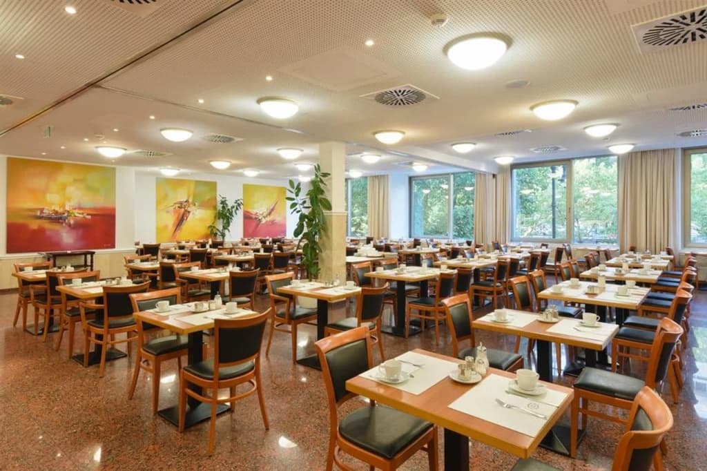Leonardo Hotel Berlin KU'DAMM - photo 19