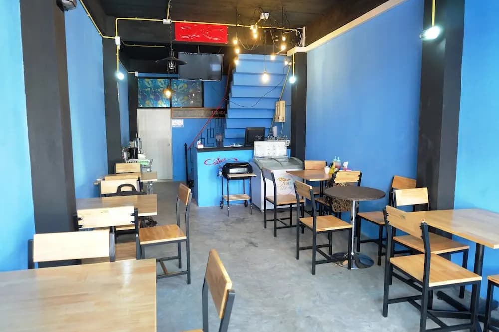 BTS Khaosan Hostel - photo 19