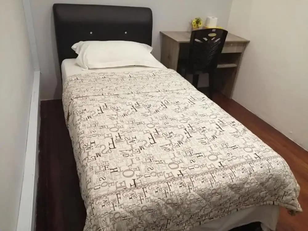 Single Room With Ac, Central Accomodation - photo 5